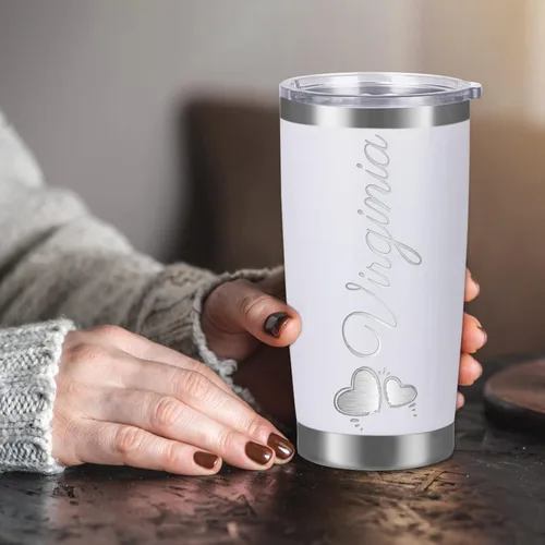Vista 7 de Vasos personalizados con nombres, tapas y pajitas, tazas de viaje grabadas con láser personalizadas de 20 onzas, vasos aislados personalizados