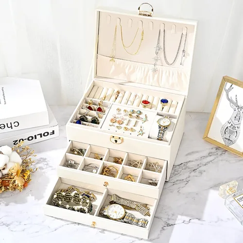Vista 2 de Joyero para mujeres y niñas, organizador de joyas grande con cerradura de 3 niveles para collares, anillos, aretes, piel sintética (blanco)