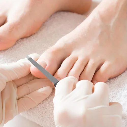 Vista 4 de Paquete de 12 limas de uñas, limas de uñas de metal para uñas naturales, acero inoxidable de 6.8 pulgadas, lima de uñas con punta afilada y mango