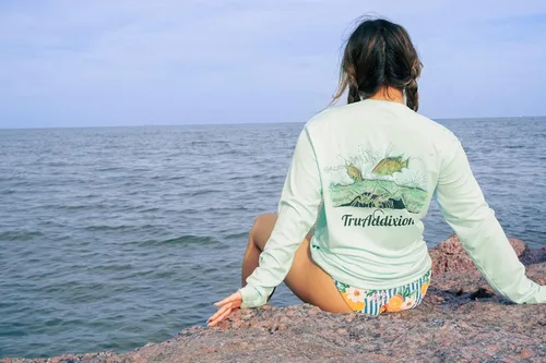 Vista 4 de Camiseta de manga larga Dry Fit que absorbe la humedad UPF 50, protección UV, langosta y pez cerdo, ligera, para pesca al aire libre