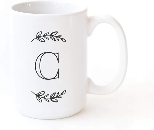 Vista 11 de The Cotton & Canvas Co. Manhattan Wreath - Taza de café personalizada con monograma inicial con letra A, taza de café de cerámica de porcelana. Para