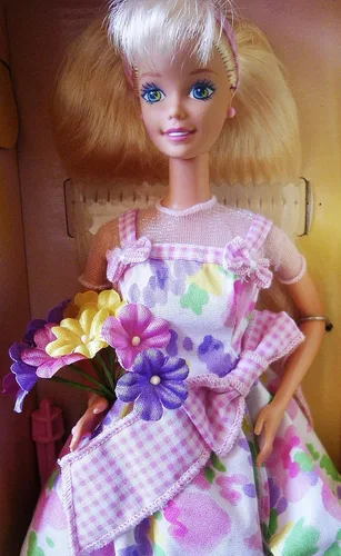 Vista 3 de Mattel Avon Edición Especial Spring Petals Barbie Doll Segunda en serie
