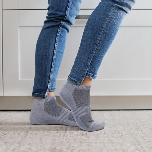 Vista 3 de Calcetines tobilleros unisex de rayón fino, transpirables, de corte bajo, atléticos, para correr y correr, para mujeres y hombres, 4-8-12 pares