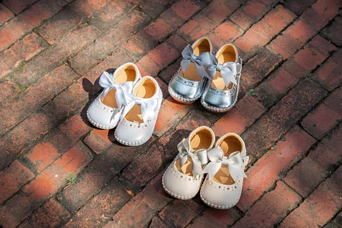 Vista 4 de KARUBI Zapatos de bebé Niñas Niños Niño Antideslizante y Casual Zapatilla para primeros caminantes Hecho en Taiwán