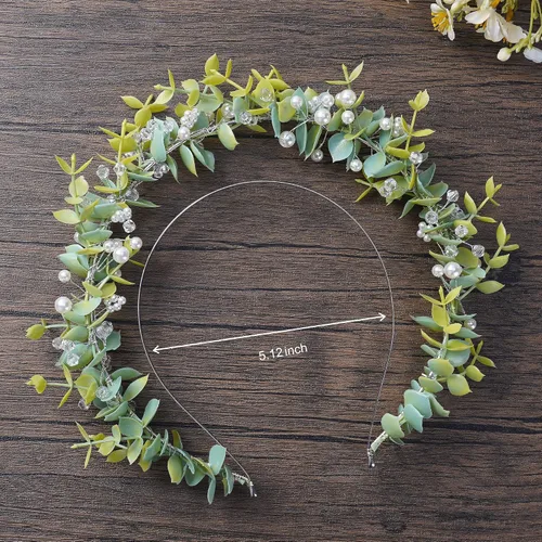 Vista 4 de MOSTORY Corona de halo hecha a mano para boda, diadema de flores de eucalipto para novia, bosque bosque, halo para baby shower, fiesta