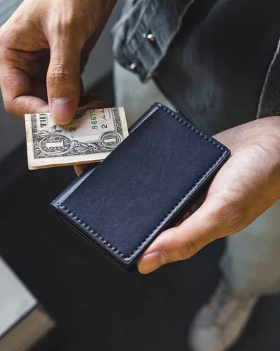 Vista 3 de VULKIT Tarjetero de crédito con bloqueo RFID, de cuero, estilo vintage, automático, de aluminio, delgado, plegable, para tarjetas de visita, marino