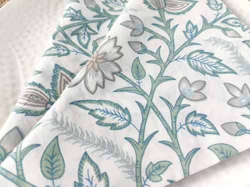 Vista 4 de AVKA Studio Paquete de manteles de algodón acanalado y servilletas con estampado de algodón, paquete de 6 unidades, verde y gris