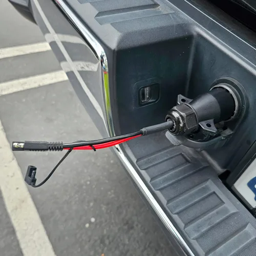 Vista 8 de VIAIR Compresor Plug-N-Play 380C, 12V, tanque de 1.5 galones, 200 PSI nominal con acceso de alimentación de 7 vías, para clavar, herramientas