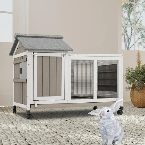 Vista 9 de Gowoodhut Conejera de 38.19 pulgadas de largo para interiores y exteriores con 4 ruedas, jaula de madera para conejo con bandeja extraíble a prueba
