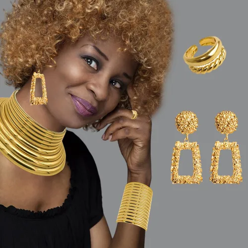 Vista 5 de RDKOEAKEL 7 PCS African National Vintage Gold Flamboyant Jewelry Set Egypt Choker Bracelet African Nose Rings Hoop Chain Earrings for women