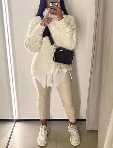 Vista 2 de UTO Pequeñas bolsas cruzadas para mujer, 3 en 1, diseño de moda, mini cangurera con correa