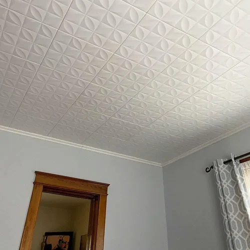 Vista 7 de À LA MAISON CEILINGS R103 Perceptions - Azulejo de techo de espuma (21.6 pies cuadrados/caja), paquete de 8, color blanco liso