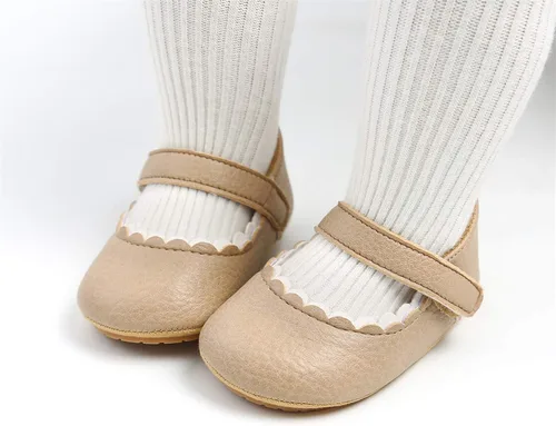 Vista 3 de WILLFUN Zapatos planos Mary Jane para bebé niña, diseño floral, vestido de princesa, zapatos de cuna antideslizantes para los primeros pasos