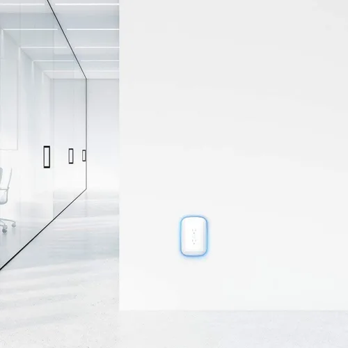 Vista 8 de UniFi Wall PlugAC Wave2 Extndr