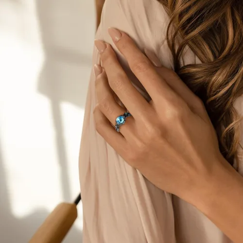 Vista 3 de Anillos góticos negros para mujer, topacio arcoíris místico con flor de amatista creada, anillo de compromiso gótico de oro negro, talla 6 a 11
