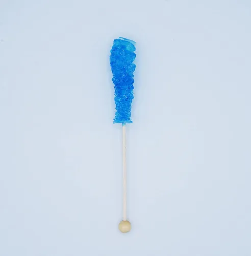 Vista 2 de Blue Rock Candy Sticks '72 Pack' – Roca de cristal de azúcar Razz azul envuelta individualmente a granel – Perfecto para recuerdos de fiesta, bodas