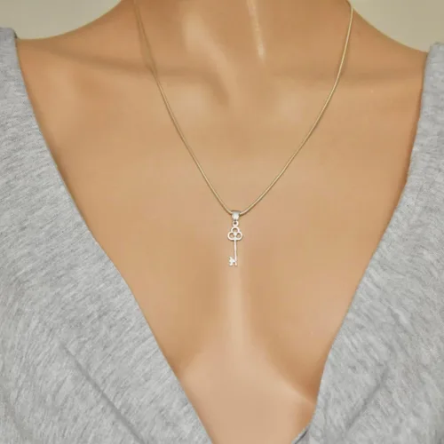 Vista 6 de Colgante de llave pequeña de plata de ley 925 con candado, collar y pulsera, joyería fina