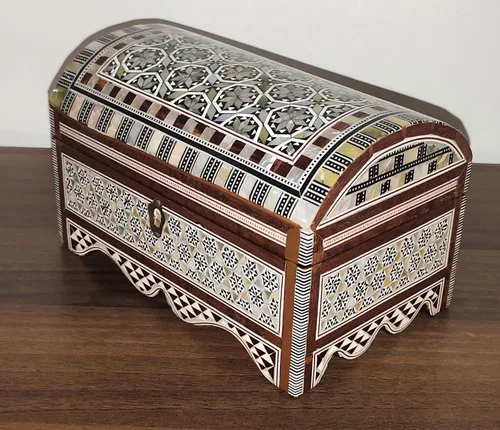 Vista 9 de Joyero de madera con incrustaciones de madreperla egipcia hecha a mano 8 "x 5" x 5 pulgadas... M04