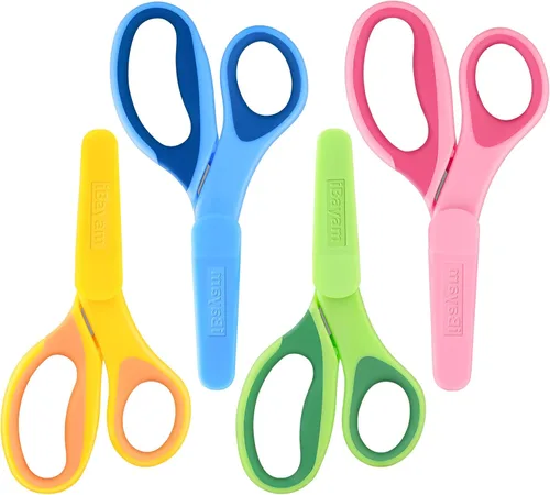 Vista 2 de iBayam Tijeras para niños de 5 pulgadas con tapa, tijeras pequeñas de seguridad para niños de 4 a 12 años, kits de manualidades para álbumes