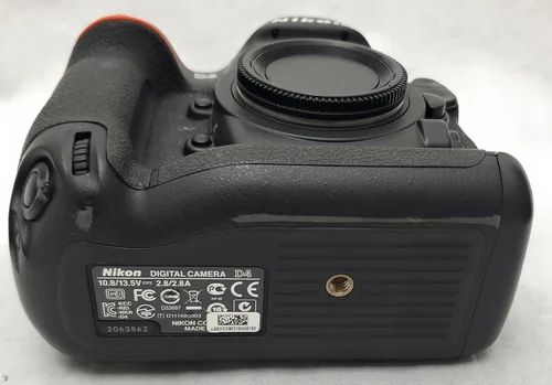 Vista 3 de Nikon D4 cámara digital SRL con sensor CMOS FX, de 16.2 MP, con video full HD de 1080p, sólo cuerpo