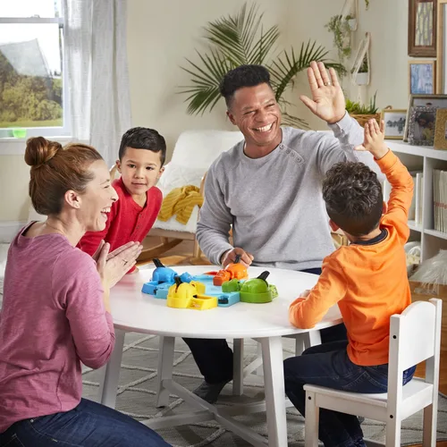 Vista 6 de Hungry Hungry Hippos - Juego de mesa para niños, juegos preescolares para 2 a 4 jugadores, juegos infantiles fáciles de jugar, juegos de mesa