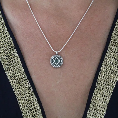 Vista 4 de Colgante de plata de ley con estrella de David, collar de estrella de David, dije de estrella de David, collar religioso, joyería unisex, joyería