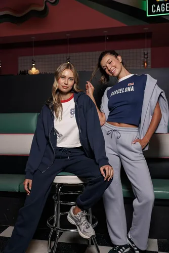 Vista 34 de Cali1850 Pantalón deportivo Cloud Nine Fleece para mujer, cintura alta, ajuste holgado, dos bolsillos, cintura elástica con cordón