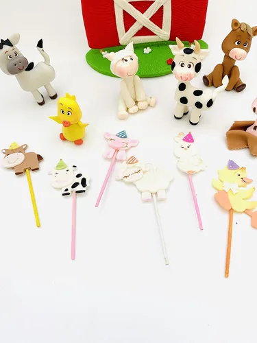 Vista 7 de Conjunto de granja 3D y sombreros de fiesta para cupcakes