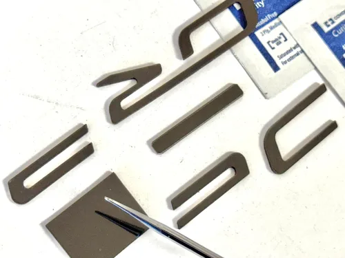 Vista 6 de Insertos de letras cromadas para tablero o paragolpes trasero compatibles con Cor_Vette C6 2005-2012 de plástico ABS, no son calcomanías