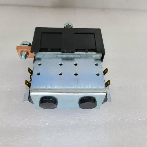 Vista 3 de DC SPDT Motor Contactor de inversión Changover Solenoide Relé Interruptor Reemplazar Albright DC182 DC182-3 24V Bobina 200A Accesorios Carro de Golf