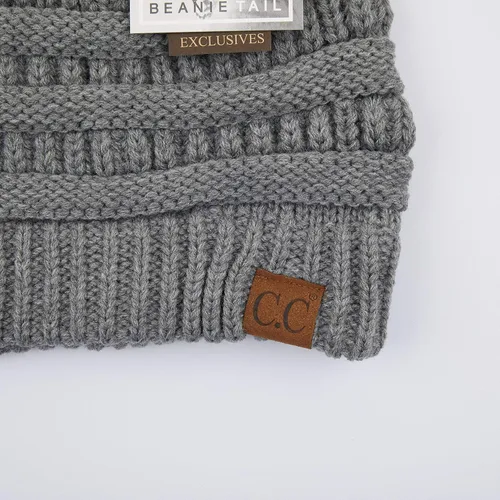 Vista 3 de C.C Exclusives - Gorro de invierno para mujer con agujero para coleta o moño, gorro beanie para mujer (MB-20A)