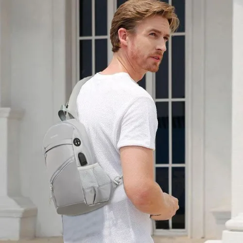 Vista 7 de BOSTANTEN Bolso bandolera para mujeres y hombres, bolso cruzado ligero para mujer, bolsa de hombro para viajes, senderismo, con puerto de carga USB