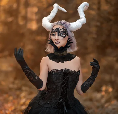 Vista 4 de HOMELEX Gargantilla gótica victoriana negra con cuello de plumas naturales para Halloween