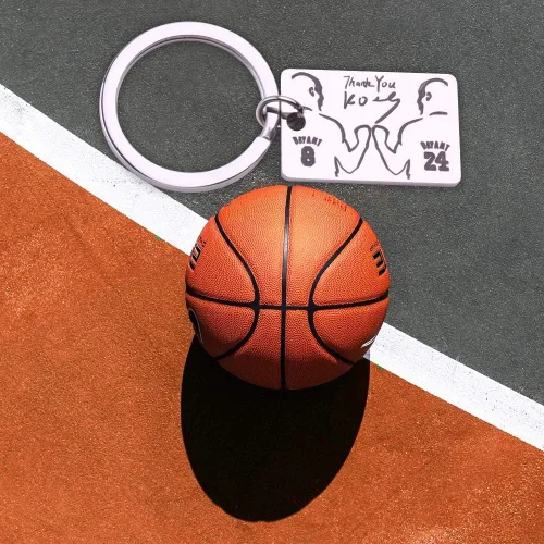 Vista 6 de Collar con colgante con texto "Thank You Kobe" para los fans de Kobe