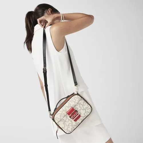 Vista 6 de TOUS Kaos Icon Collection - Lienzo impermeable combinado con bolsa cruzada de vinilo efecto piel para mujer, 9.4x4.1x8.1 in, multicolor, Beige
