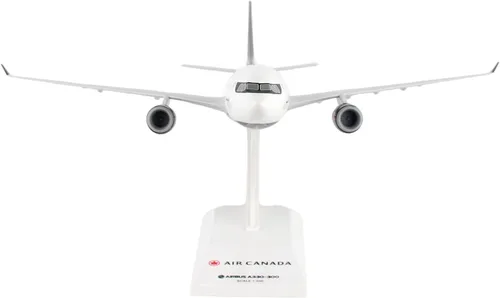 Vista 7 de Skymarks Daron Air Canada A330-300 1/200 2017 Livery SKR981, marrón
