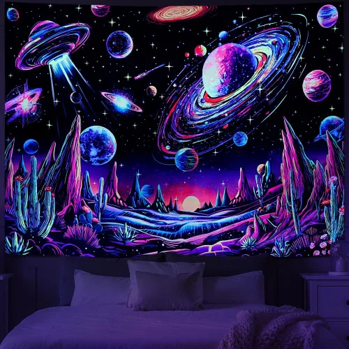 Vista 8 de Tushelia Tapiz espacial de galaxia con luz negra, tapiz reactivo a los rayos UV, tapiz de árbol de bosque con plantas florales, tapiz que brilla