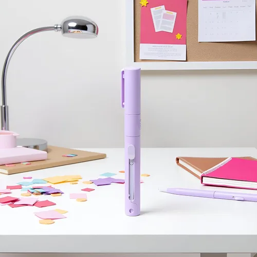 Vista 6 de Tijeras de estilo mini bolígrafo púrpura, tijeras portátiles plegables para estudiantes con cubierta, tijeras de cerámica de acero inoxidable