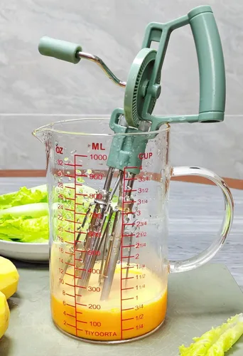 Vista 3 de Juego combinado de batidor de huevos de manivela de mano, batidor rápido de huevos giratorio de doble cabeza con 4 tazas de vidrio de borosilicato