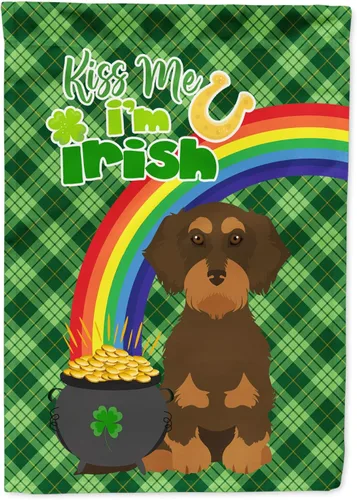Vista 167 de Caroline's Treasures WDK4731GF - Bandera decorativa para jardín del día de San Patricio, color negro y tostado, Airedale Terrier, para jardín