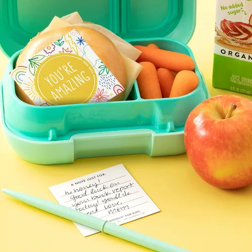 Vista 8 de Compendium ThoughtFulls para niños — Eres increíble — 30 tarjetas desplegables para compartir con niños, cada una con un mensaje inspirador
