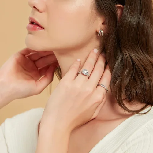 Vista 4 de Mameloly Juego de anillos de boda de 1.2 quilates para mujer, anillos de novia de corte redondo, circonita cúbica, halo de circonita cúbica, anillos