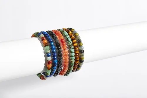 Vista 4 de Kendra Scott Pulsera de cuentas Cade para hombre, joyería fina