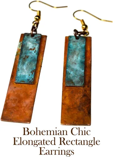 Vista 4 de Elaine Coyne Pendientes alargados de rectángulo en estilo bohemio chic con pátina verdigris y pátina terrestre