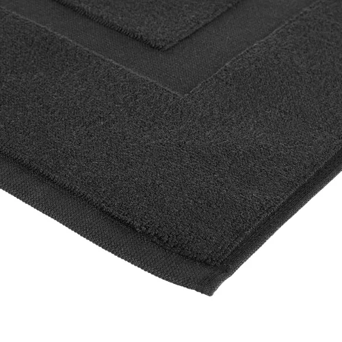 Vista 5 de Amazon Basics Alfombra de baño con bandas, 31 pulgadas de largo x 20 pulgadas de ancho, color negro