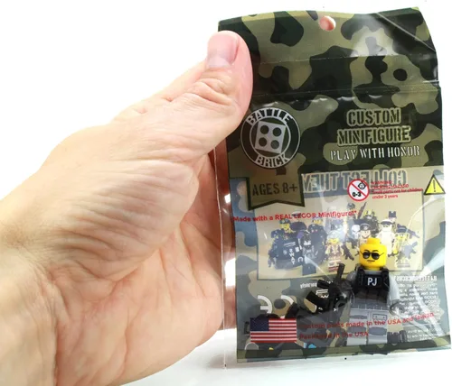 Vista 4 de Battle Brick Minifigura personalizada de soldado de comando PJ Pararescue de la Fuerza Aérea de EE. UU