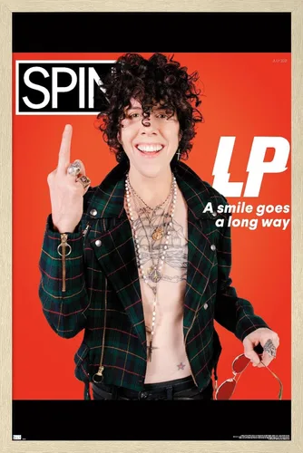 Vista 7 de Trends International SPIN Magazine - Póster de pared LP 21, 14.725 x 22.375 pulgadas, versión enmarcada de madera de granero