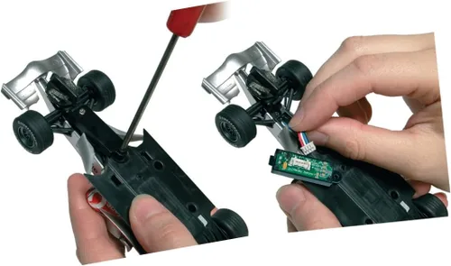 Vista 2 de Scalextric Coche de ranura a escala 1:32 (monoplaza) Easyfit Digital Microchip Plug C8516