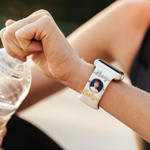 Vista 6 de ubmpj Dijes de banda de reloj personalizados para reloj inteligente, cerraduras de banda mágica personalizadas con nombre y foto para mujeres