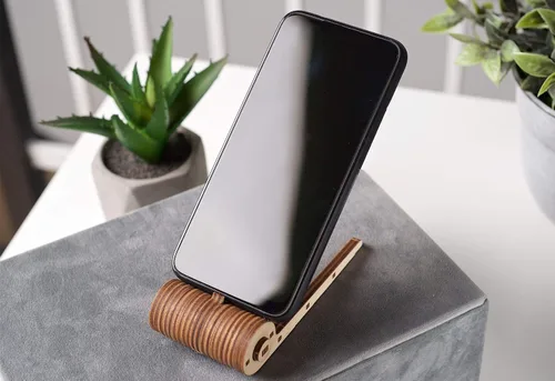 Vista 7 de UGEARS Soporte plegable ajustable para teléfono, compatible con teléfonos inteligentes y tabletas, soporte móvil de madera hecho a mano, perfecto
